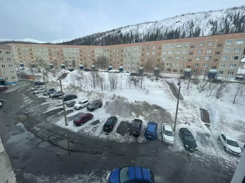 2-к кв. Мурманская область, Кировск Солнечная ул., 13 (52.5 м) - Фото 1