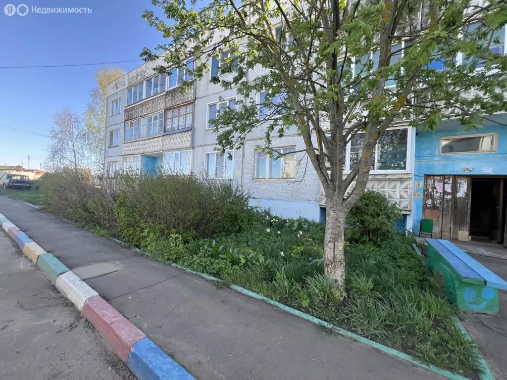 2-комнатная квартира: село Русское, Юбилейная улица, 12 (53.2 м) - Фото 1