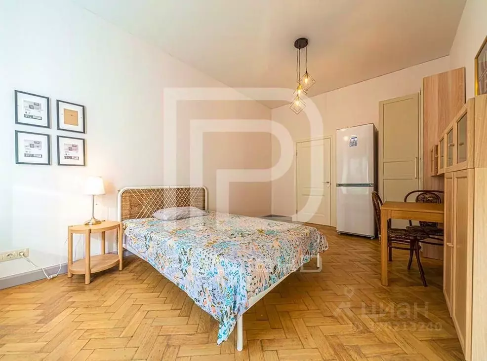 Комната Санкт-Петербург ул. Куйбышева, 22 (21.9 м) - Фото 0