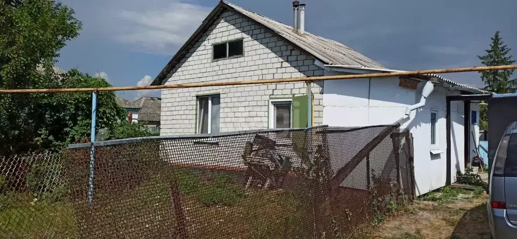 Дом в Белгородская область, Губкинский городской округ, с. Кандаурово ... - Фото 1