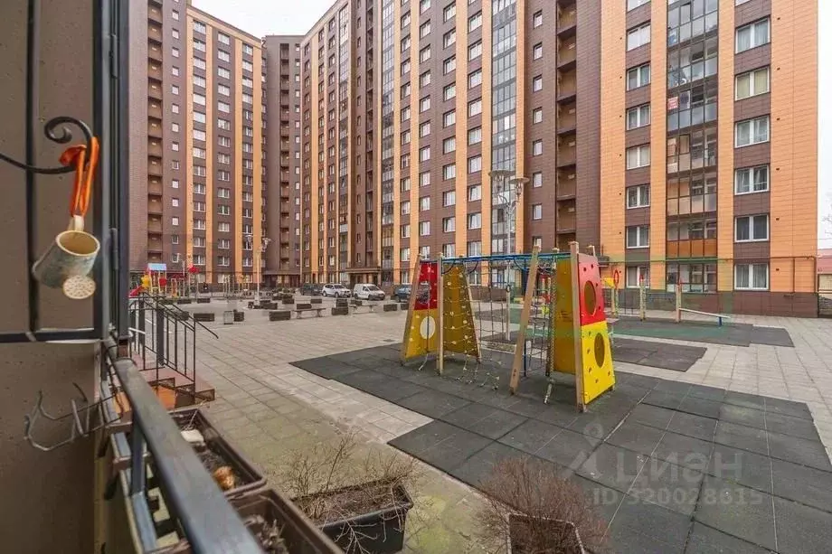 2-к кв. Калининградская область, Калининград ул. Горького, 96 (76.4 м) - Фото 1