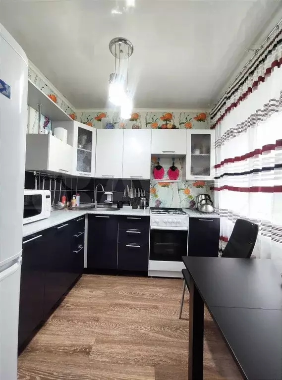 3-к. квартира, 55,5 м, 5/5 эт. - Фото 0