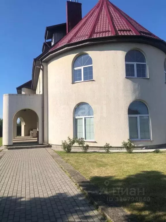 Дом в Калининградская область, Гурьевский муниципальный округ, пос. ... - Фото 0