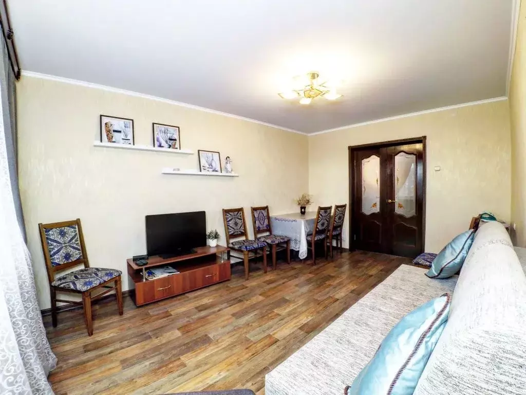 3-к кв. Татарстан, Казань ул. Бурхана Шахиди, 1/15 (57.0 м) - Фото 1