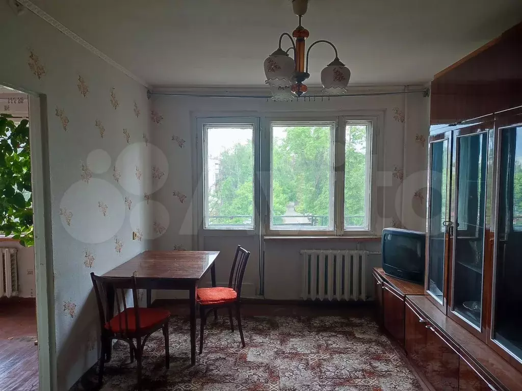 5-к. квартира, 50 м, 4/5 эт. - Фото 1
