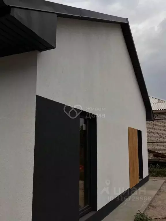 Дом в Волгоградская область, Среднеахтубинский район, Фрунзенское ... - Фото 2