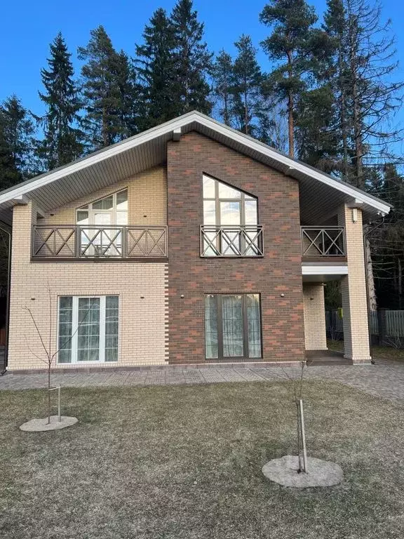 Дом в Ленинградская область, Выборгский район, Советское городское ... - Фото 1