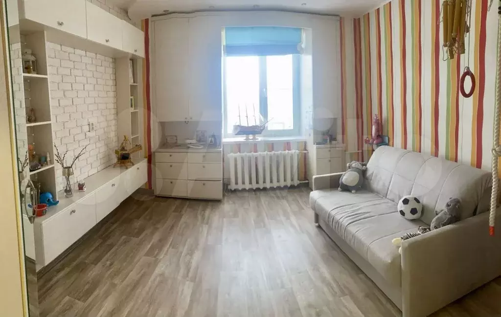 2-к. квартира, 60 м, 3/3 эт. - Фото 1