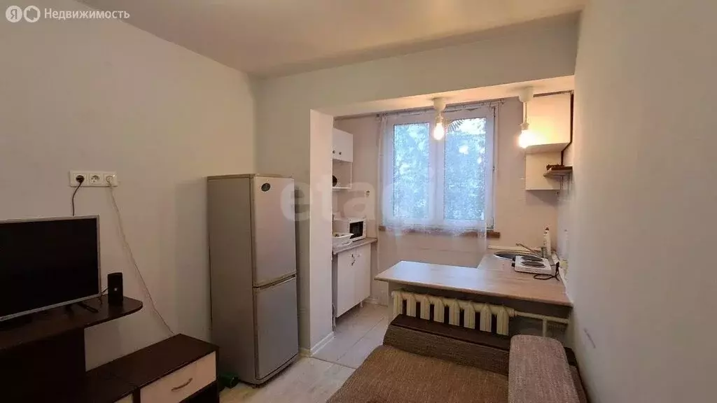 Квартира-студия: Тюмень, улица Газовиков, 18 (13 м) - Фото 1