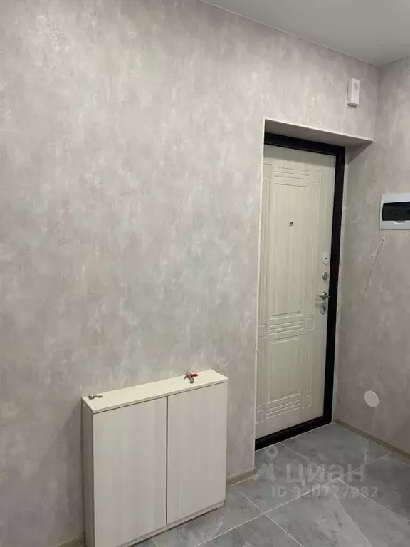 1-к кв. Омская область, Омск ул. 70 лет Октября, 3/5 (40.0 м) - Фото 1