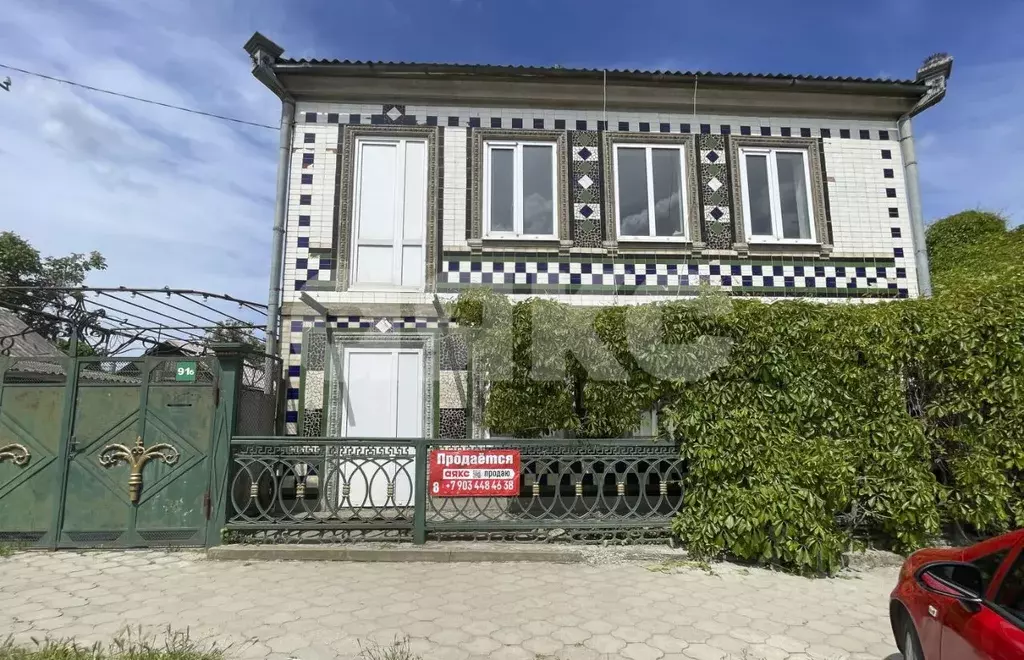 Дом в Краснодарский край, Темрюк ул. Мира, 91/Б (182 м) - Фото 0