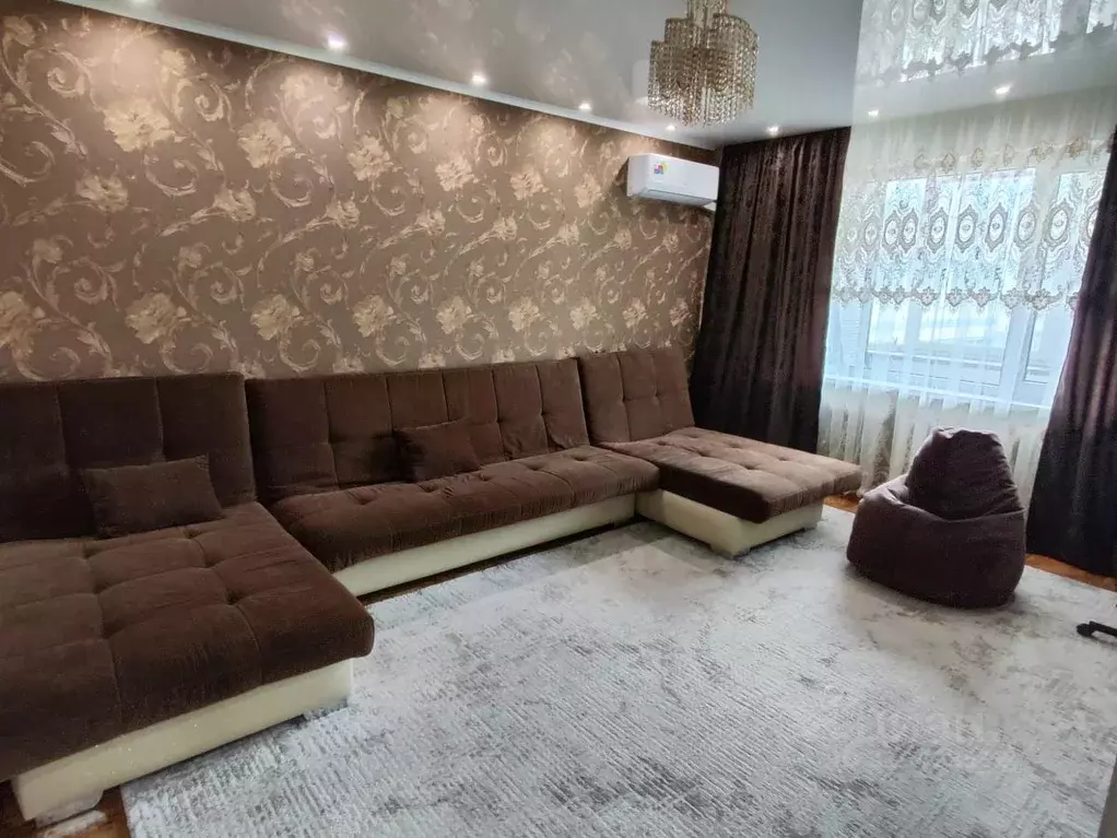 3-к кв. Татарстан, Набережные Челны 49-й комплекс, 6 (59.0 м) - Фото 1