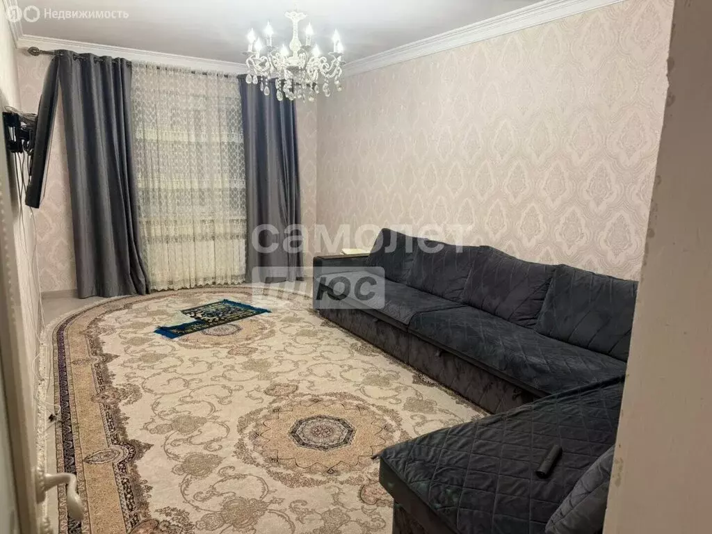 2-комнатная квартира: Каспийск, улица Магомедали Магомеджановa, 30 (70 ... - Фото 1