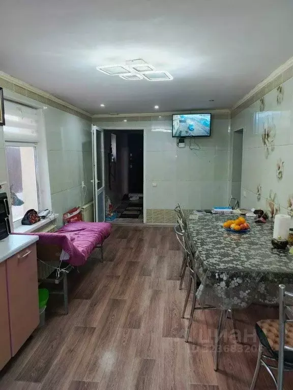 Дом в Оренбургская область, Орск пос. Казачий, ул. Образцова, 12 (104 ... - Фото 1