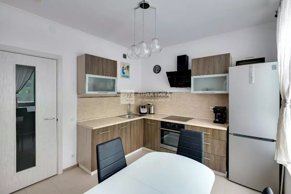 Продается 2-комнатная квартира - Фото 1