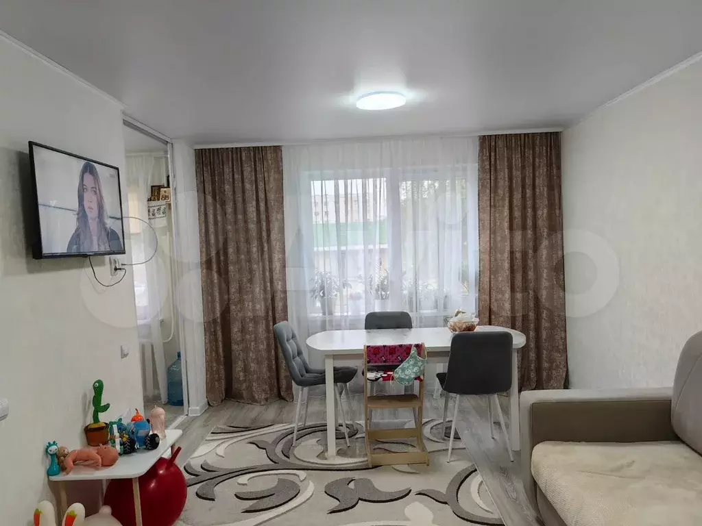 3-к. квартира, 60 м, 2/5 эт. - Фото 0