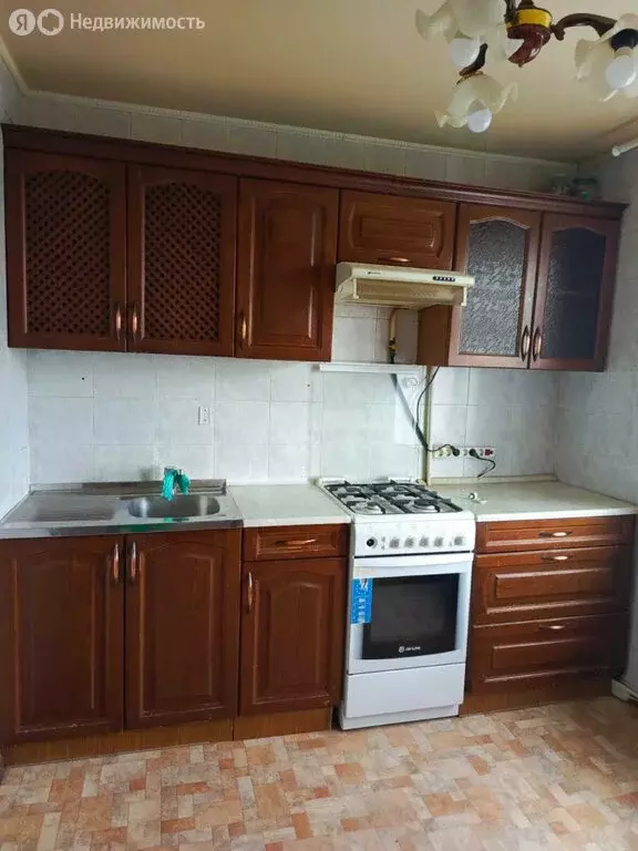 2-комнатная квартира: Асбест, улица Пархоменко, 15 (50.7 м) - Фото 0