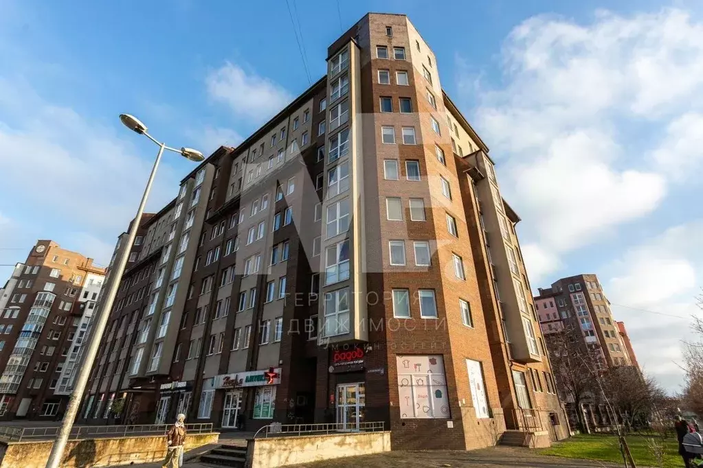 3-к кв. Калининградская область, Калининград Артиллерийская ул., 56 ... - Фото 0