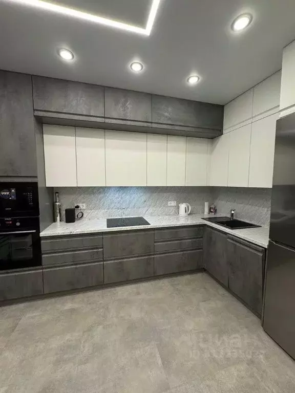 2-к кв. Коми, Сыктывкар Петрозаводская ул., 33/2 (68.0 м) - Фото 0