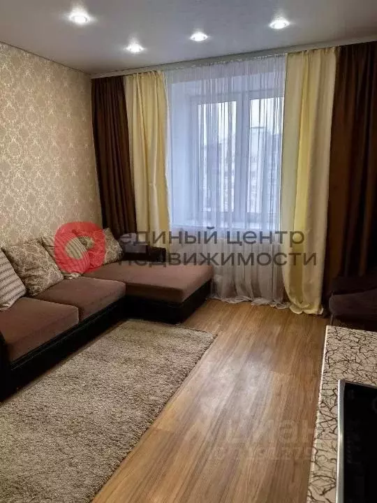 2-к кв. Тюменская область, Тюмень ул. Линейная, 11 (53.0 м) - Фото 0