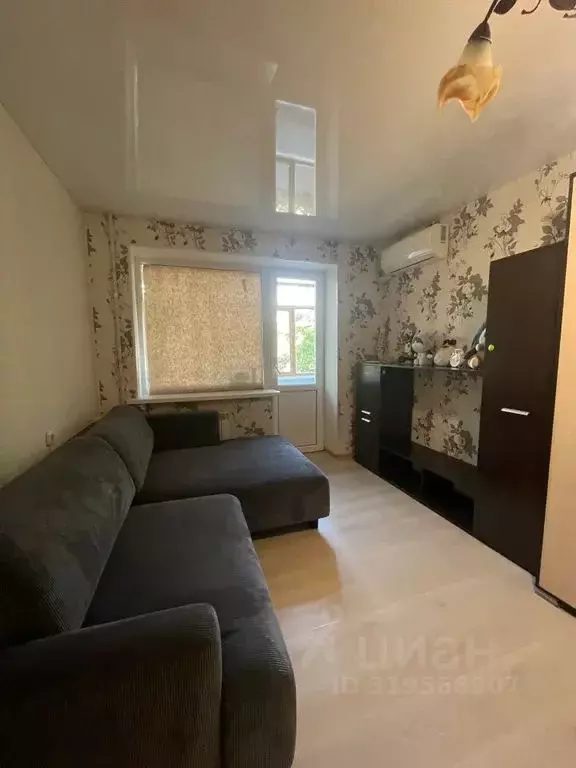 2-к кв. Волгоградская область, Волгоград ул. Землянского, 5 (50.0 м) - Фото 0