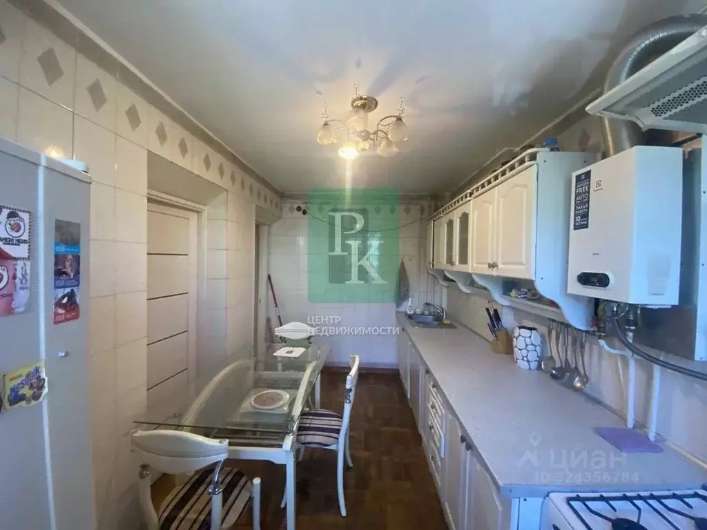 3-к кв. Севастополь ул. Карантинная, 16 (74.1 м) - Фото 2