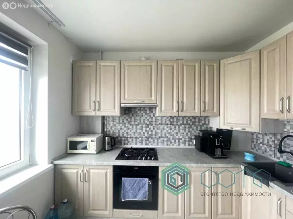 2-комнатная квартира: Калининград, улица Виктора Денисова, 12 (62.1 м) - Фото 2