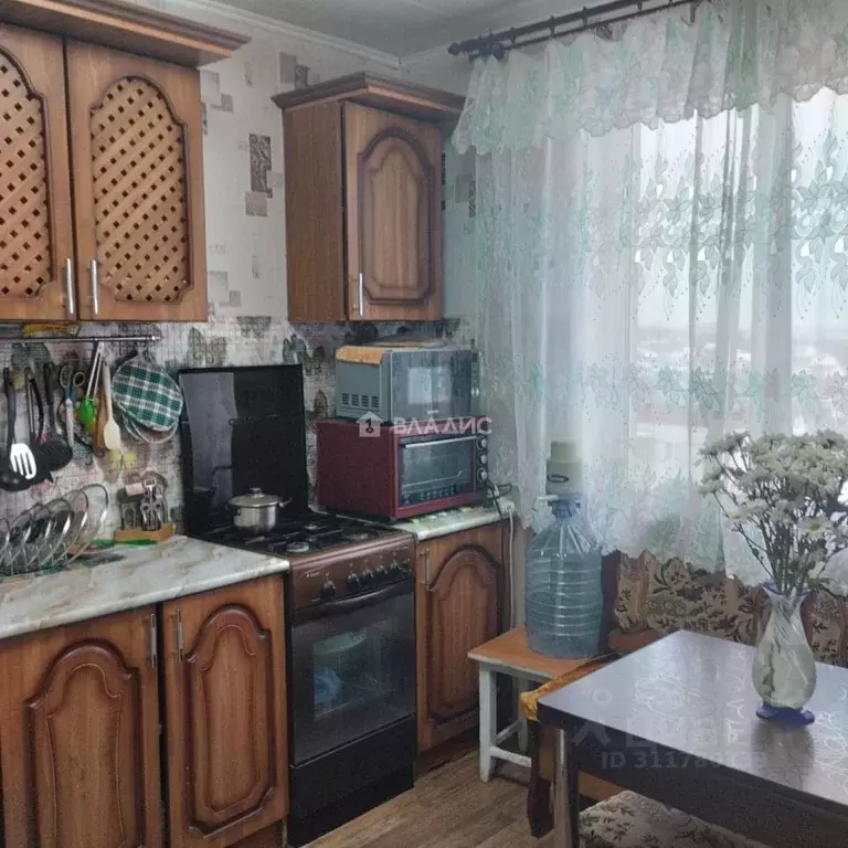 3-к кв. Пензенская область, Пенза Российская ул., 41 (67.8 м) - Фото 0