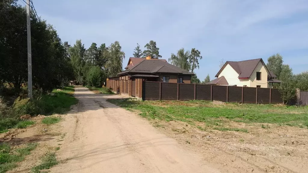 Участок в Московская область, Одинцовский городской округ, пос. Дубки ... - Фото 0