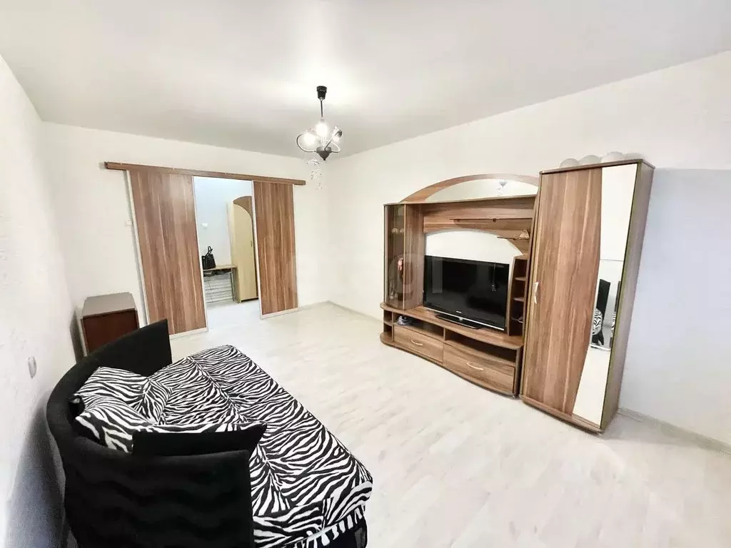 2-к кв. Удмуртия, Ижевск Автозаводская ул., 15 (50.4 м) - Фото 2