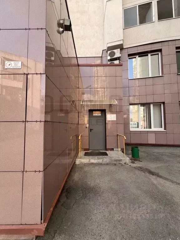 Гараж в Свердловская область, Екатеринбург ул. Луганская, 4 (22 м) - Фото 0