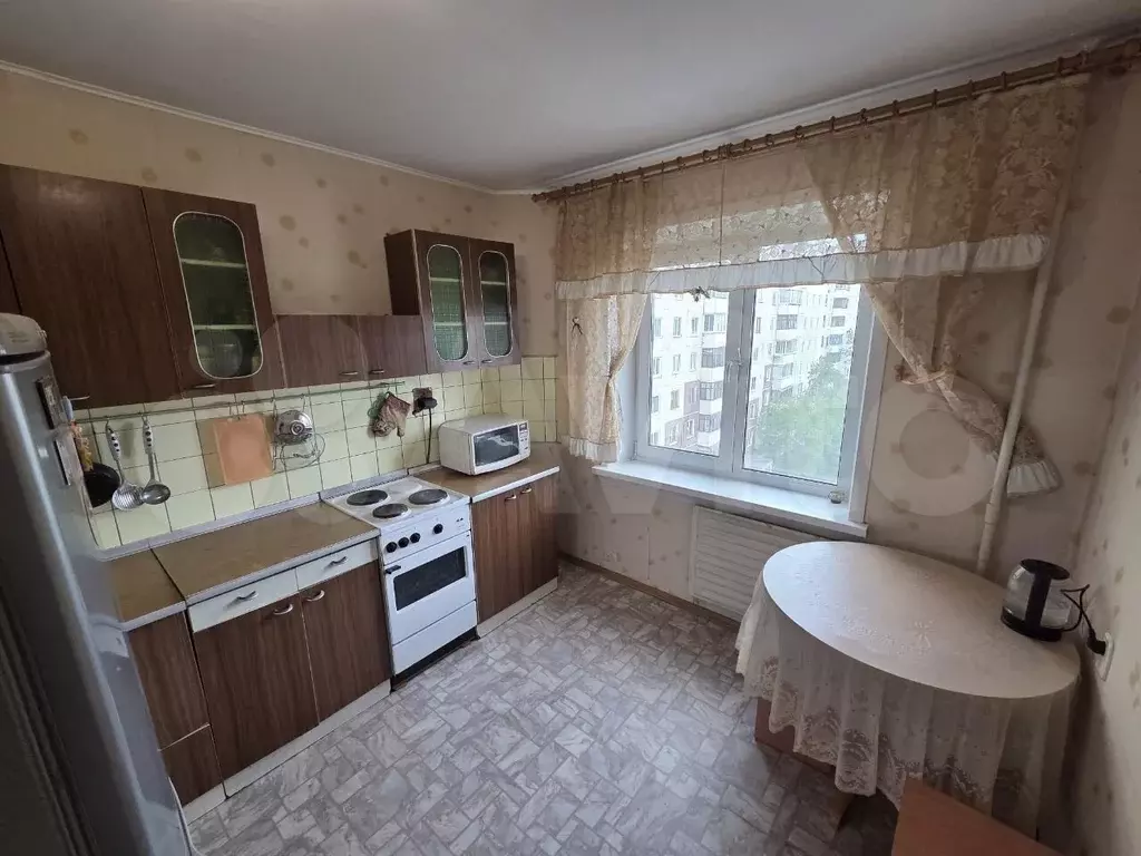 2-к. квартира, 56 м, 6/9 эт. - Фото 1