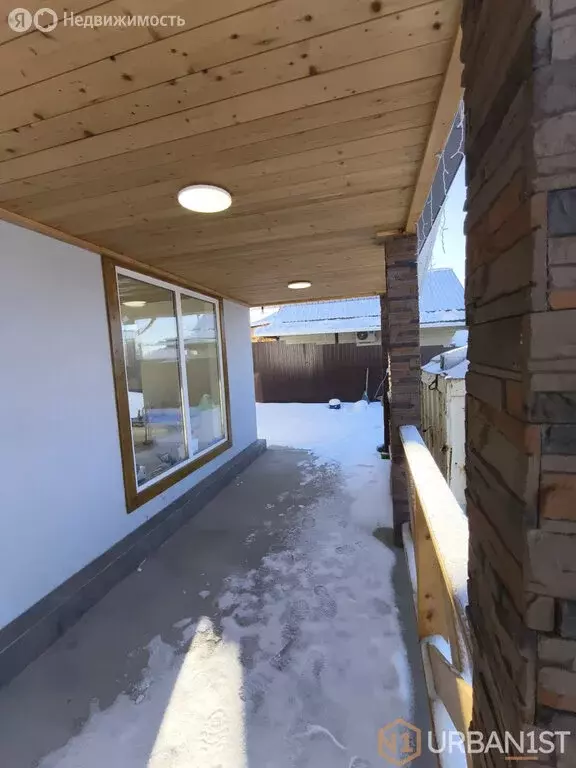 Дом в городской округ Красноярск, посёлок Солонцы (130 м) - Фото 1