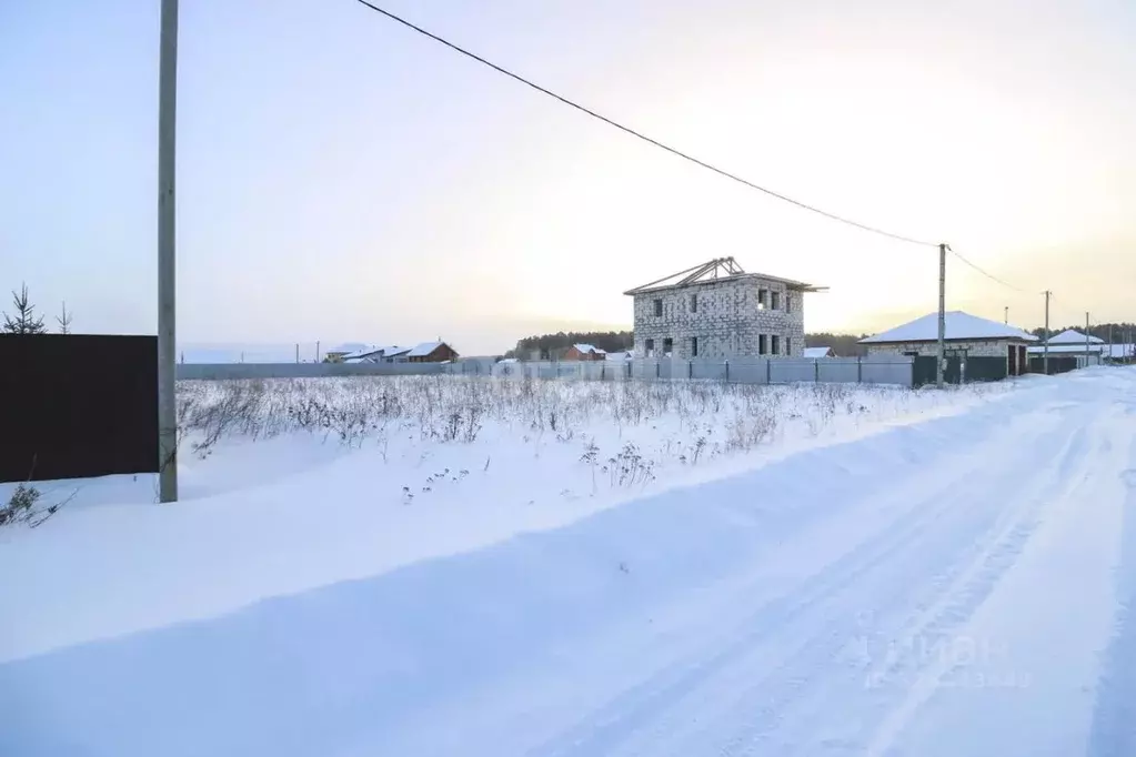 Участок в Тюменская область, Тюменский муниципальный округ, д. Ушакова ... - Фото 1