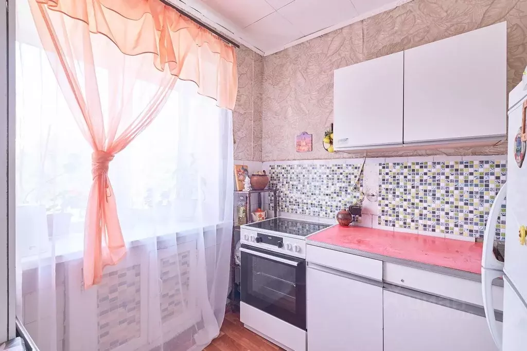 3-к кв. Томская область, Томск пер. Нахимова, 4 (56.2 м) - Фото 0