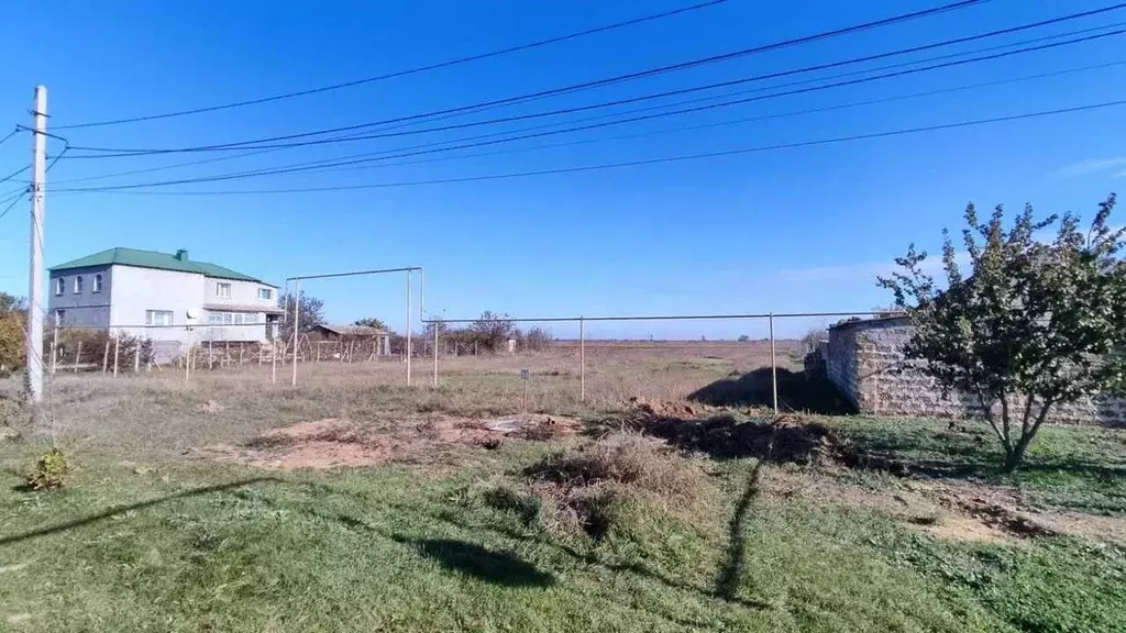 Участок в Крым, Сакский район, с. Ромашкино  (18.0 сот.) - Фото 1
