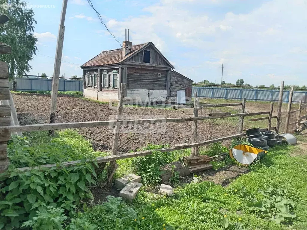 Участок в село Кирилловка, улица Гагарина, 33 (2332 м) - Фото 0