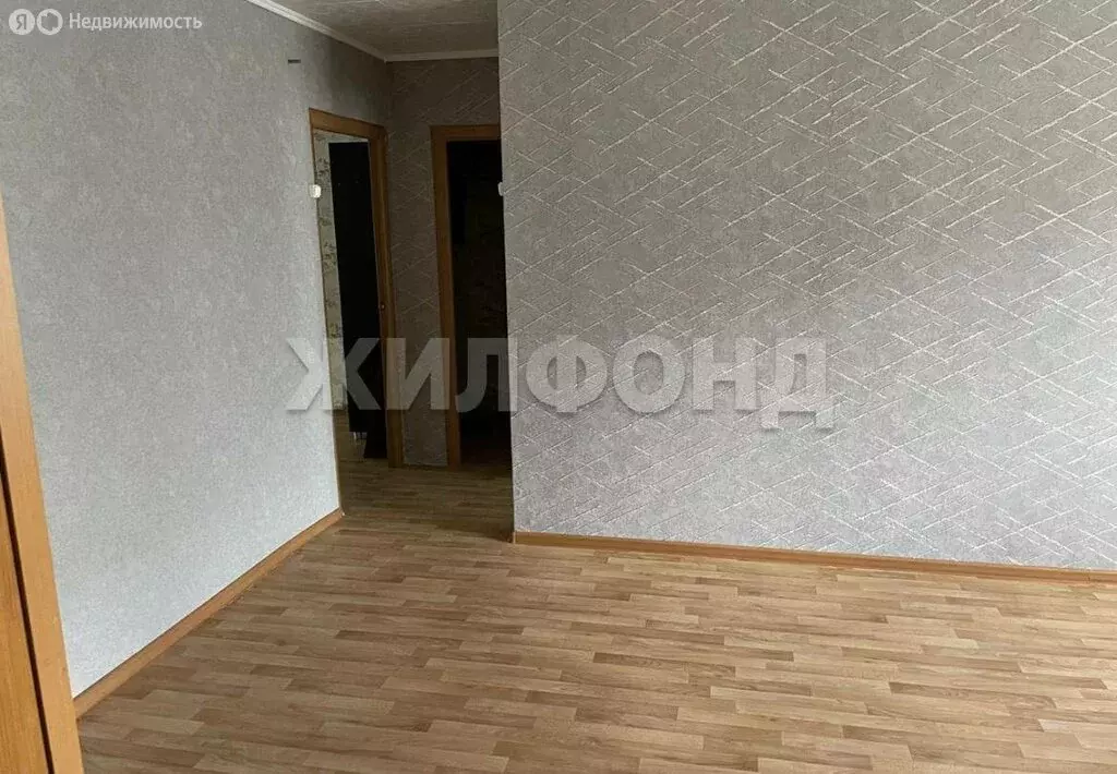 3-комнатная квартира: Новосибирск, улица Сибиряков-Гвардейцев, 17 ... - Фото 1