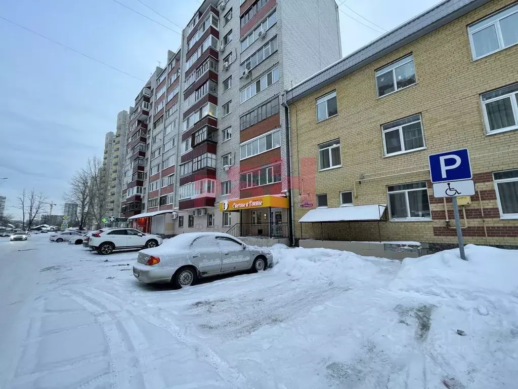 Торговая площадь в Тюменская область, Тюмень ул. Щербакова, 140к1 (150 ... - Фото 1