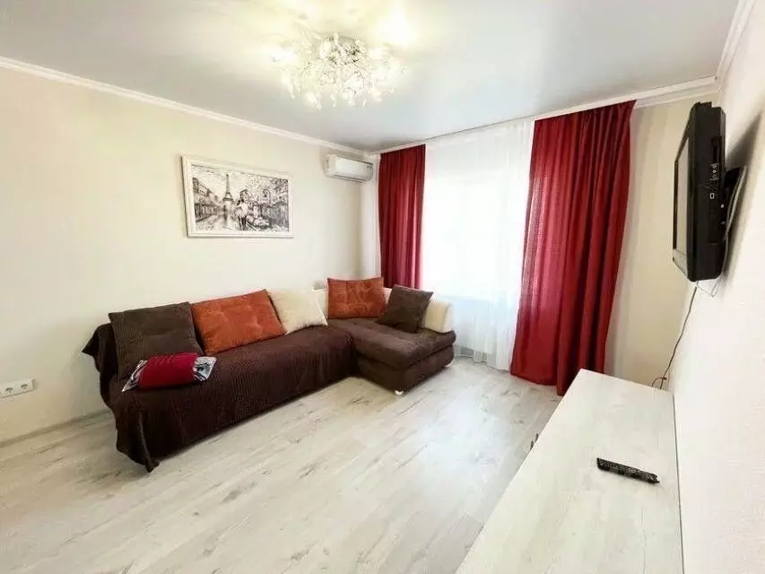 1-к кв. Астраханская область, Астрахань ул. Савушкина, 6И (45.0 м) - Фото 0