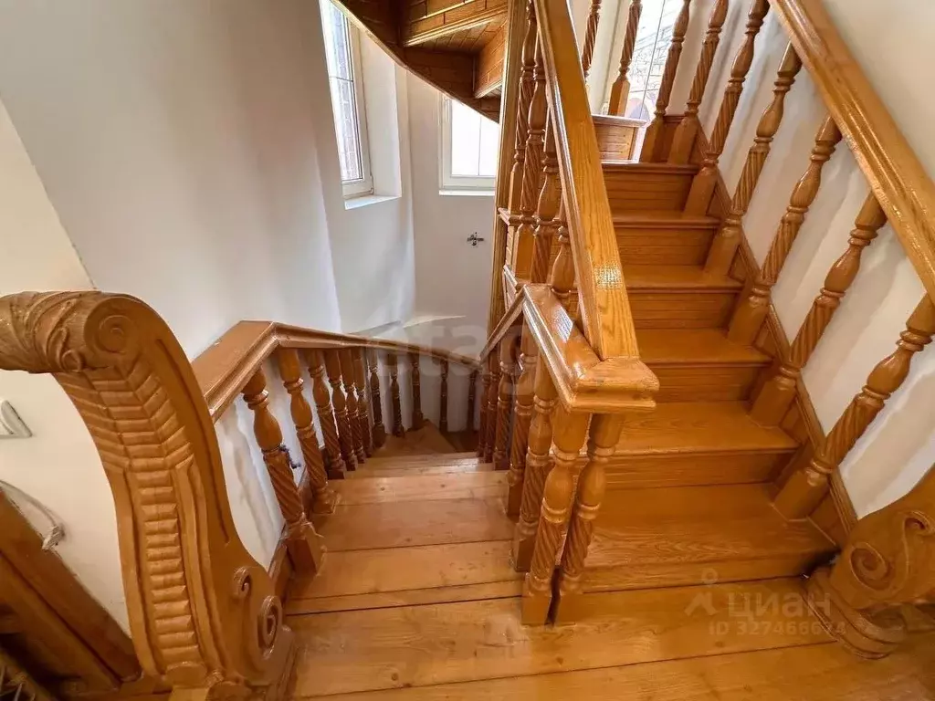 Дом в Ингушетия, Назрань ул. Батако Ужахова (428 м) - Фото 2