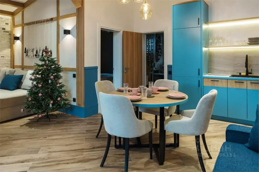 Дом в Карачаево-Черкесия, Зеленчукский район, с. Архыз ул. Лесная, ... - Фото 2