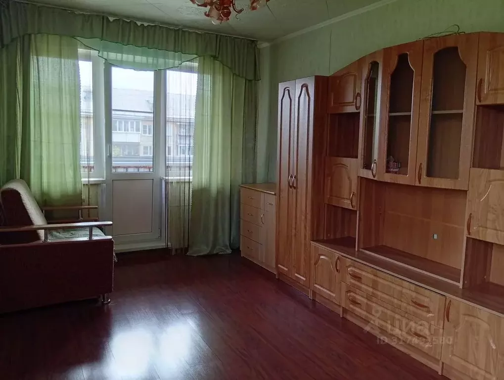2-к кв. Челябинская область, Челябинск ул. Барбюса, 71Б (43.3 м) - Фото 0
