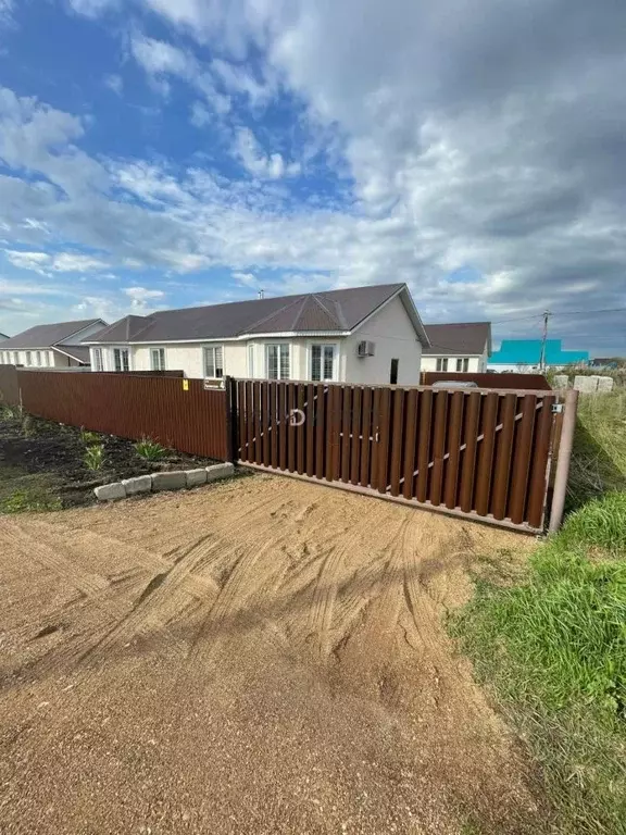 Таунхаус в Башкортостан, Уфимский район, с. Миловка ул. Крымская, 4 ... - Фото 1