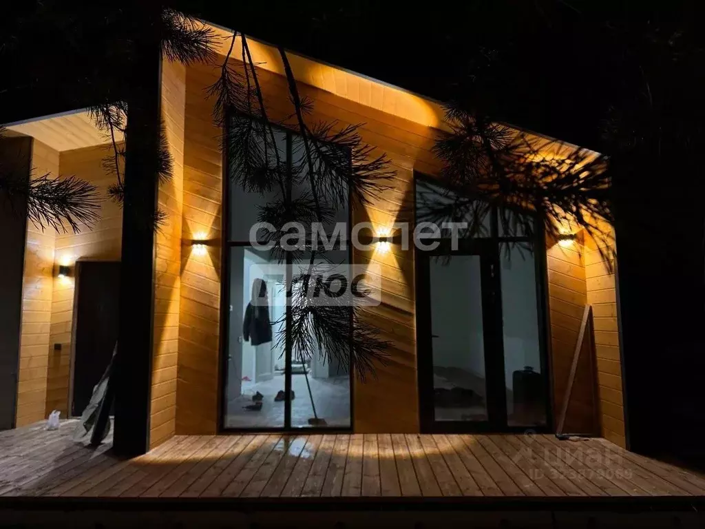 Дом в Свердловская область, Сысертский муниципальный округ, пос. ... - Фото 1