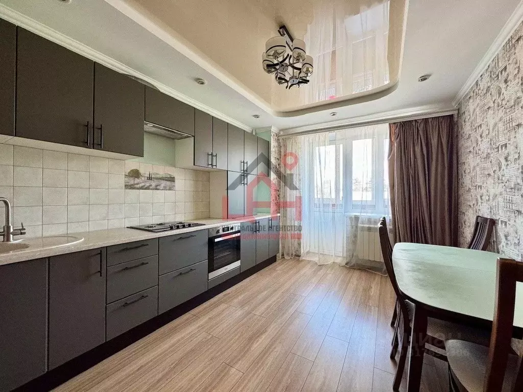 2-к кв. Ставропольский край, Ессентуки Октябрьская пл., 31Б (55.1 м) - Фото 0
