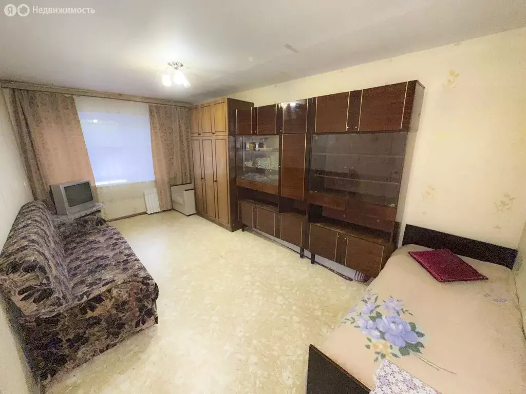 2-комнатная квартира: Алексин, улица Юности, 2 (30 м) - Фото 0