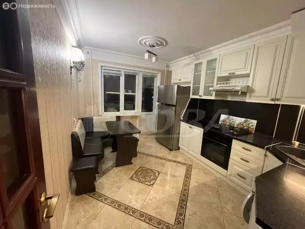 3-комнатная квартира: Каспийск, улица Ленина, 33 (68 м) - Фото 1