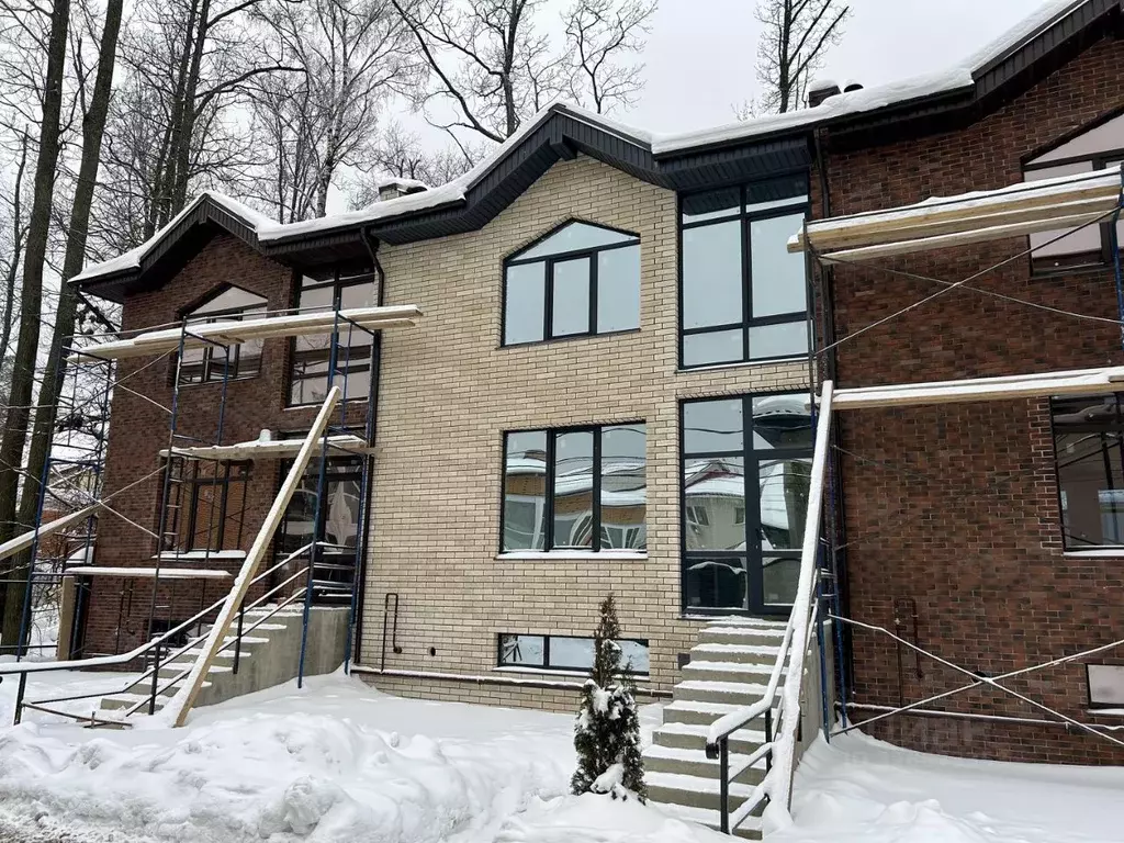 Таунхаус в Москва пос. Газопровод, ул. 2-я Лесные Поляны, 2 (180 м) - Фото 1