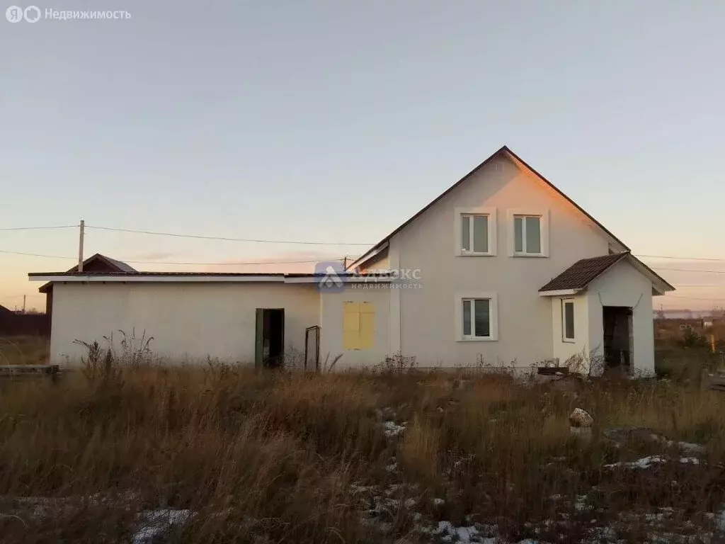 Дом в Тюменский район, деревня Якуши, переулок Мичурина (130 м) - Фото 1